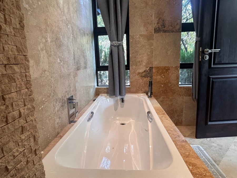 4 Bedroom Property for Sale in Parys Free State